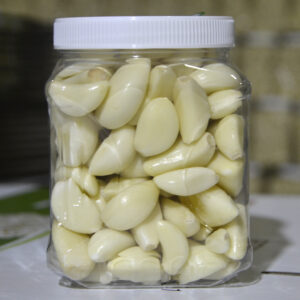 FRESH PEELED GARLIC JAR